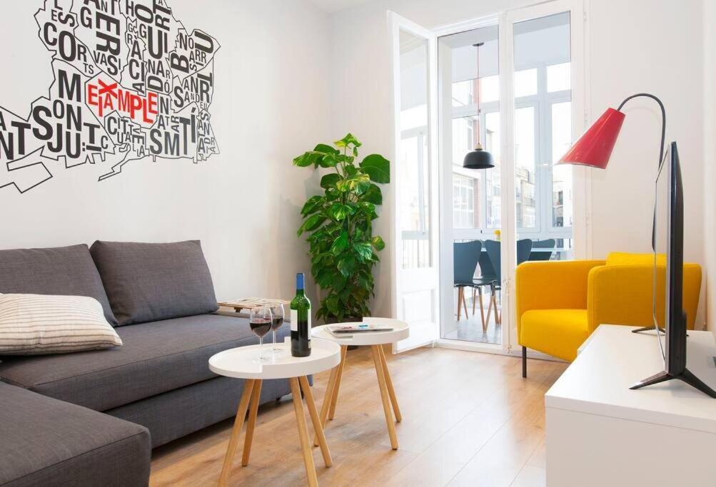 Perfectly Located 4Bed 4Bath Apartment In Barcelona 3 1 Экстерьер фото