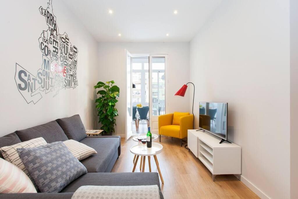 Perfectly Located 4Bed 4Bath Apartment In Barcelona 3 1 Экстерьер фото