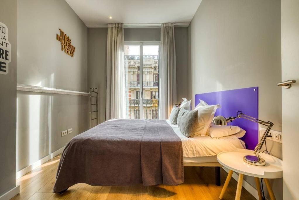 Perfectly Located 4Bed 4Bath Apartment In Barcelona 3 1 Экстерьер фото