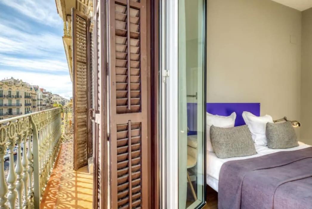 Perfectly Located 4Bed 4Bath Apartment In Barcelona 3 1 Экстерьер фото