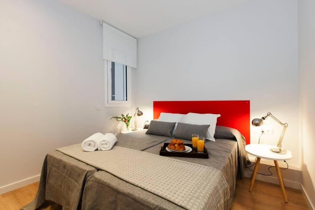 Perfectly Located 4Bed 4Bath Apartment In Barcelona 3 1 Экстерьер фото